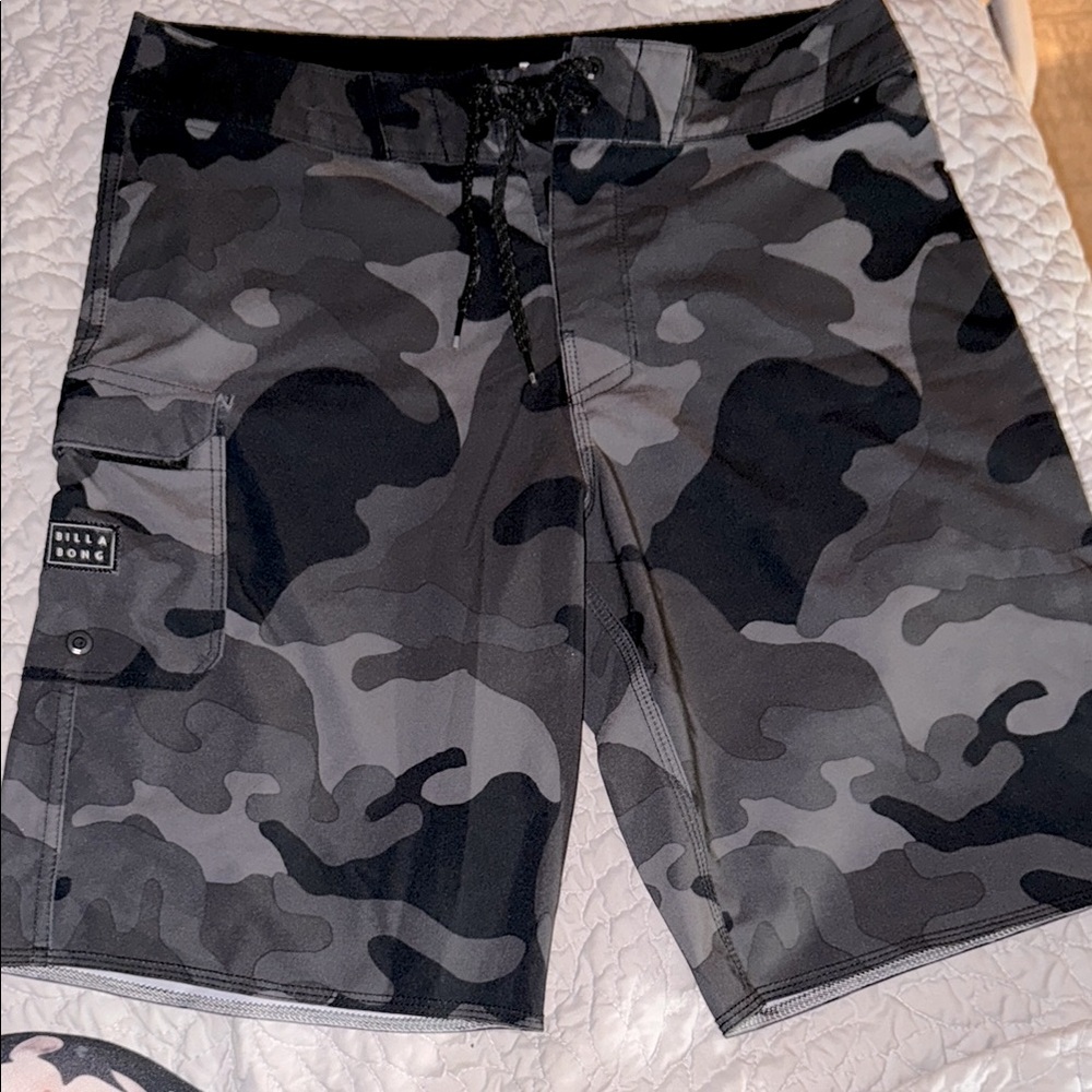 Billabong Men's Camouflage Board Shorts - Black and Gray